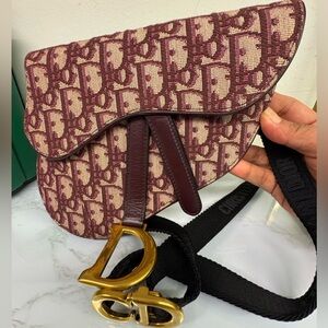 ‼️SOLD SOLD SOLD‼️

Christian Dior Saddle Oblique Jacquard Belt Bag Burgundy